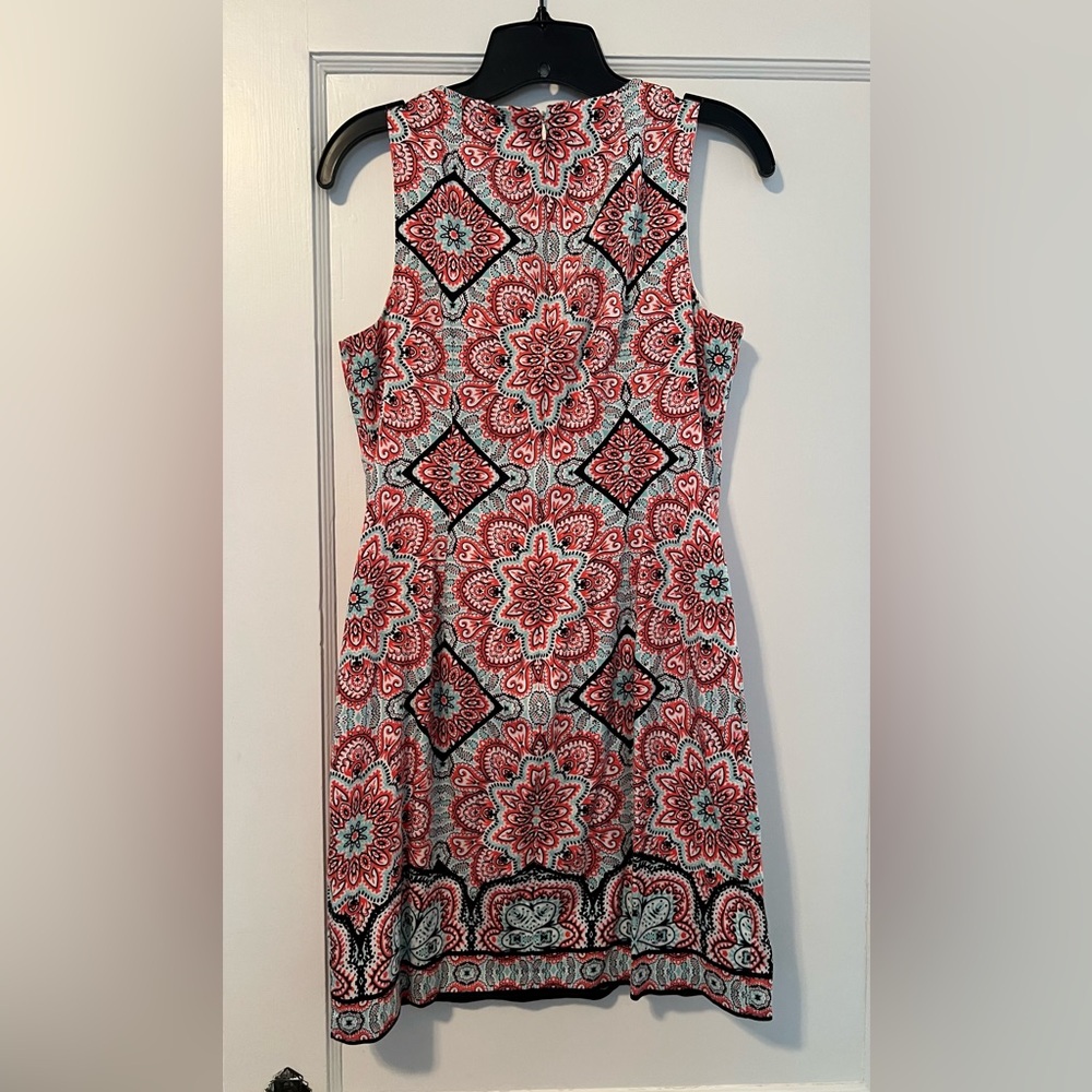 Multicolor Patterned Shift Dress - Picture 2 of 4